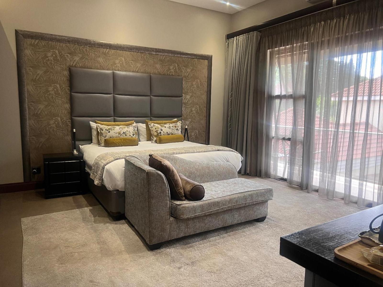 One O Eight Boutique Hotel ベノニ エクステリア 写真