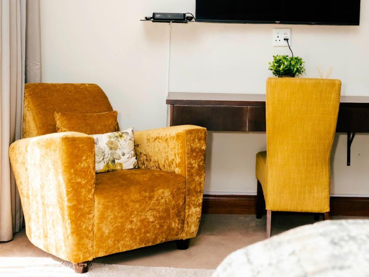 One O Eight Boutique Hotel ベノニ 部屋 写真